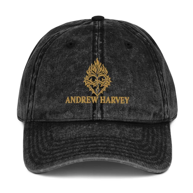 Cap embroidered with the Sacred Heart